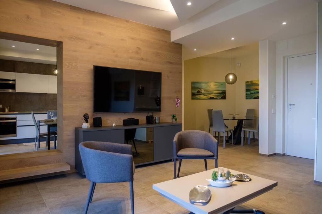 Caruso Luxury Apartment